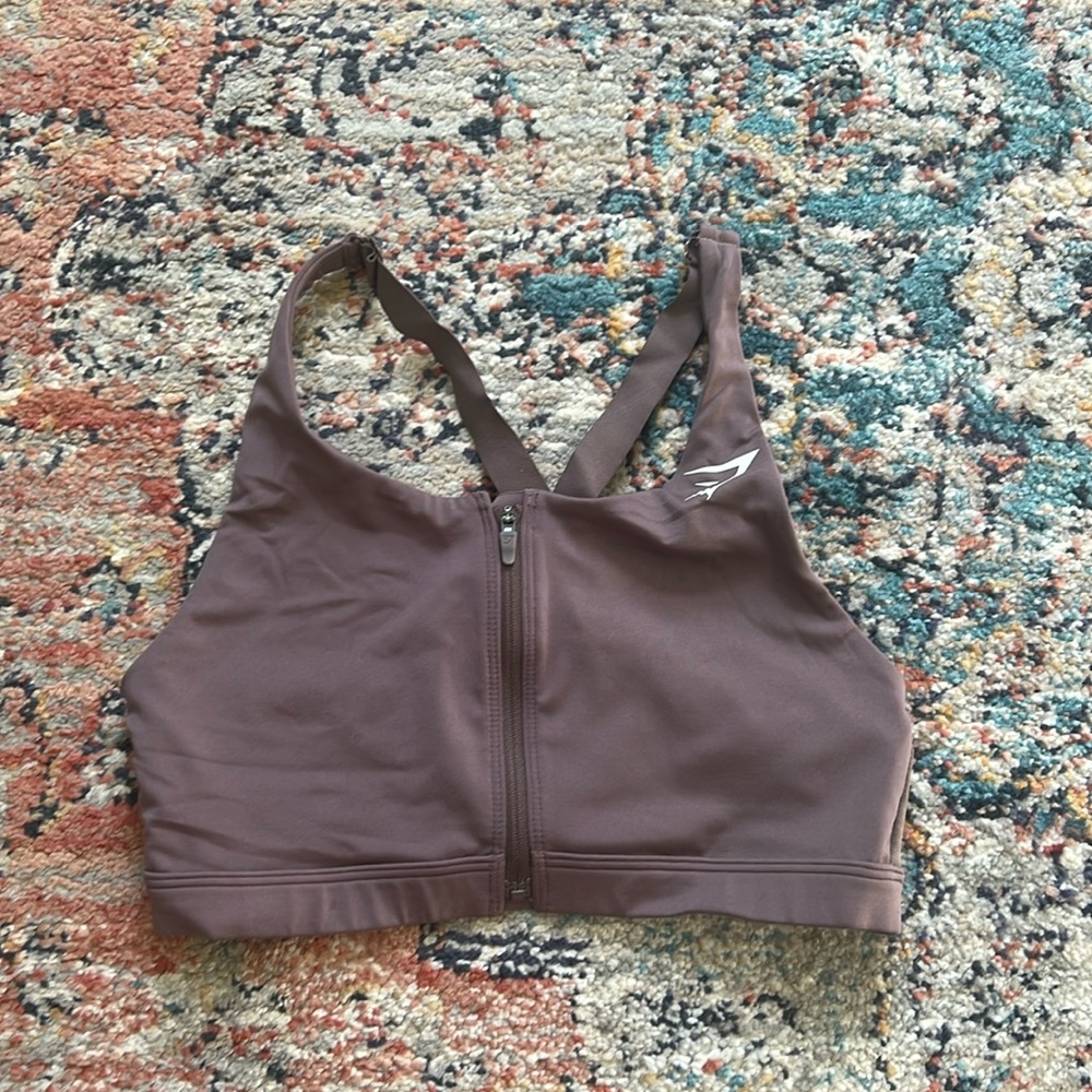 Small Gymshark spots bra